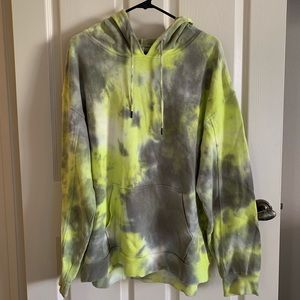 Tie Dye Fabletics Sweatshirt